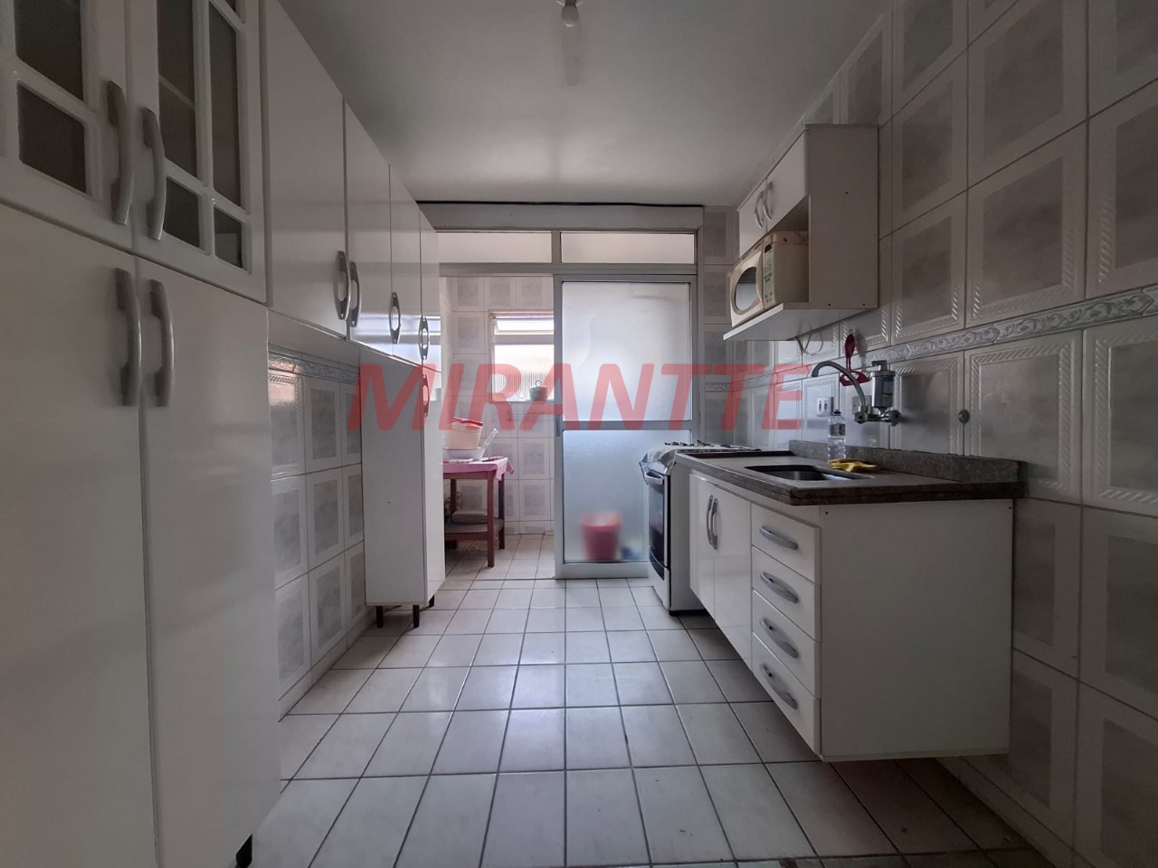 Apartamento de 64m² com 2 quartos em Santa Teresinha