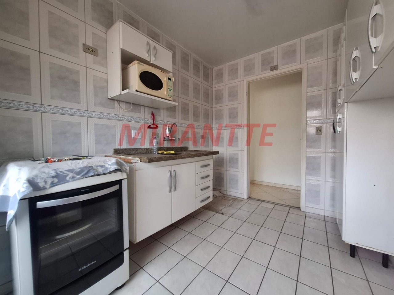 Apartamento de 64m² com 2 quartos em Santa Teresinha