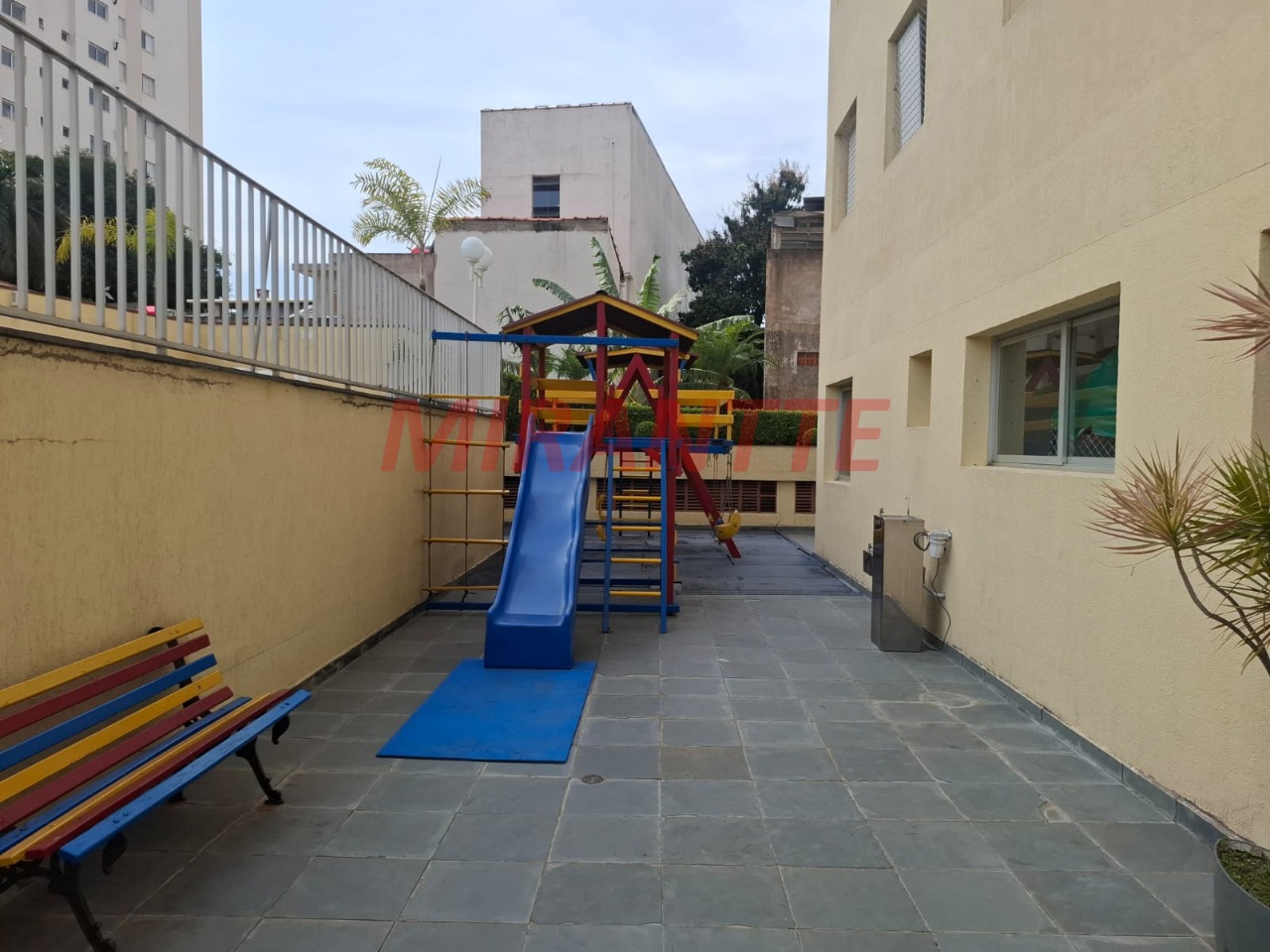Apartamento de 64m² com 2 quartos em Santa Teresinha