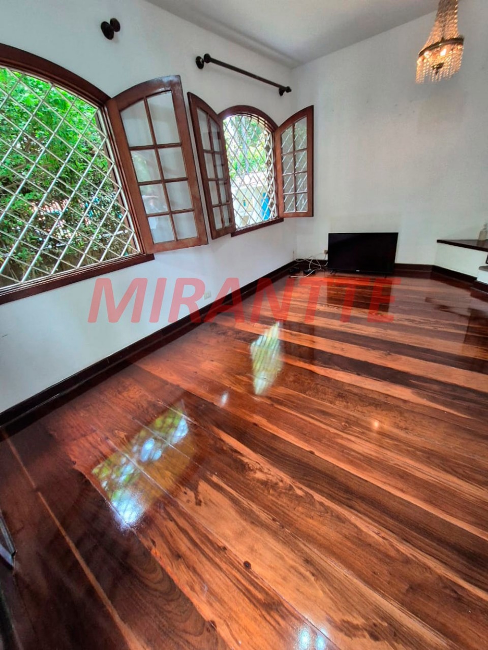Casa terrea de 238m² em Vila Albertina