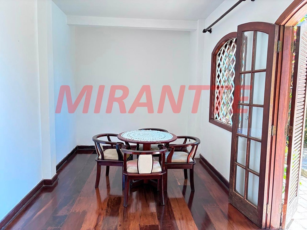 Casa terrea de 238m² em Vila Albertina