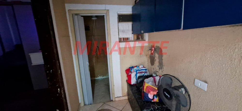 Sobrado de 200m² com 5 quartos em Vila Nivi