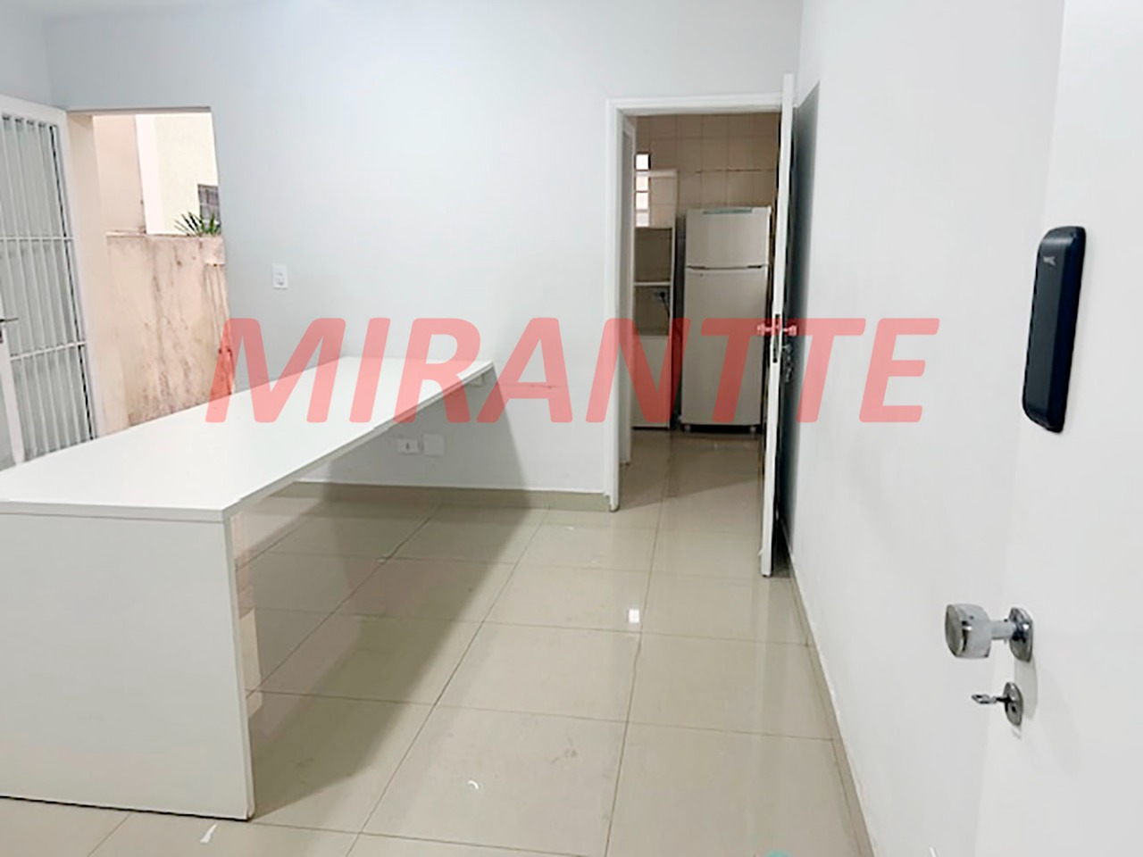 Comercial de 180m² em Santana