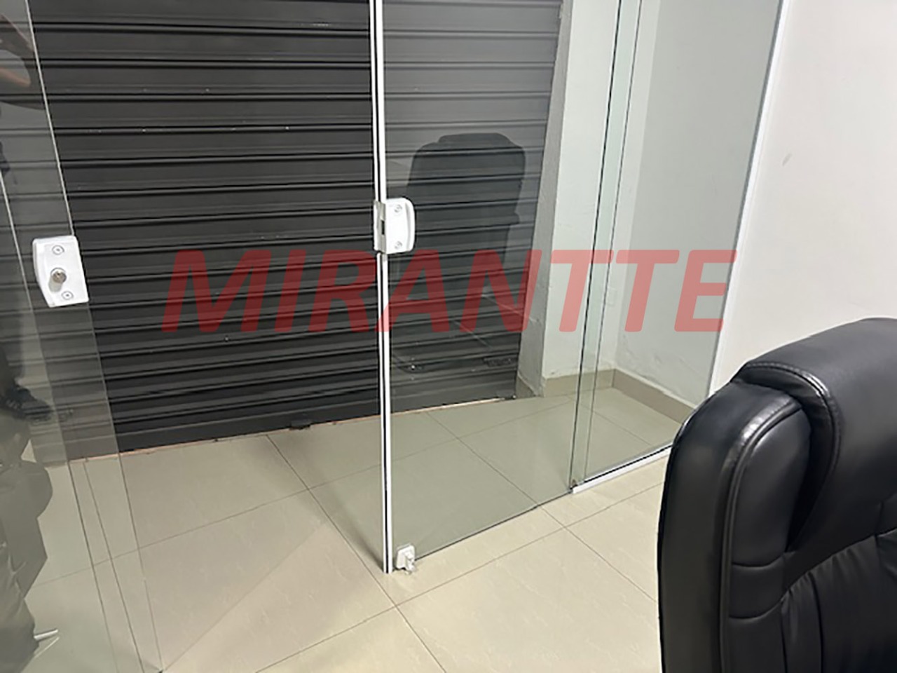 Comercial de 180m² em Santana