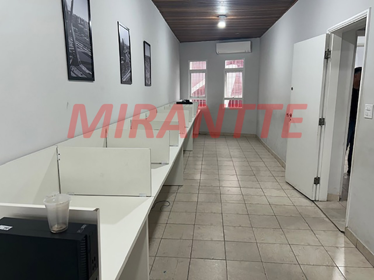 Comercial de 180m² em Santana