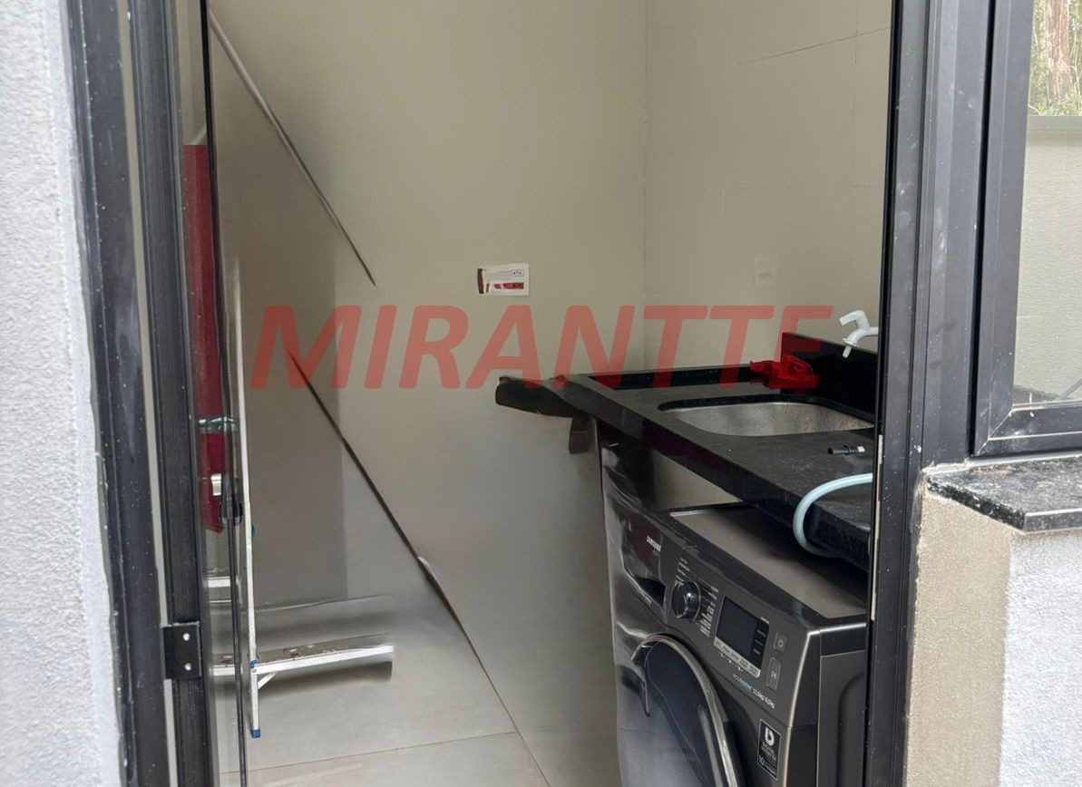 Cond. fechado de 174m² com 4 quartos em Ninho Verde II