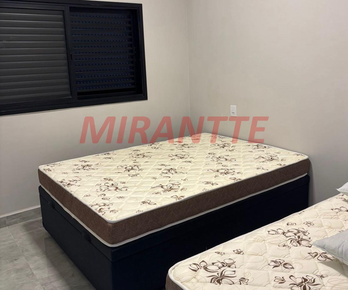 Cond. fechado de 174m² com 4 quartos em Ninho Verde II