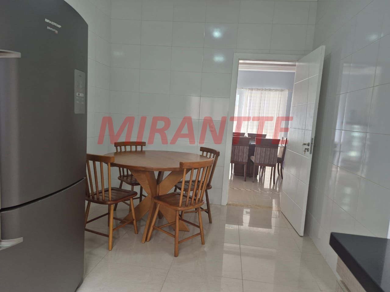 Cond. fechado de 235m² com 3 quartos em Condomínio Reserva da Serra