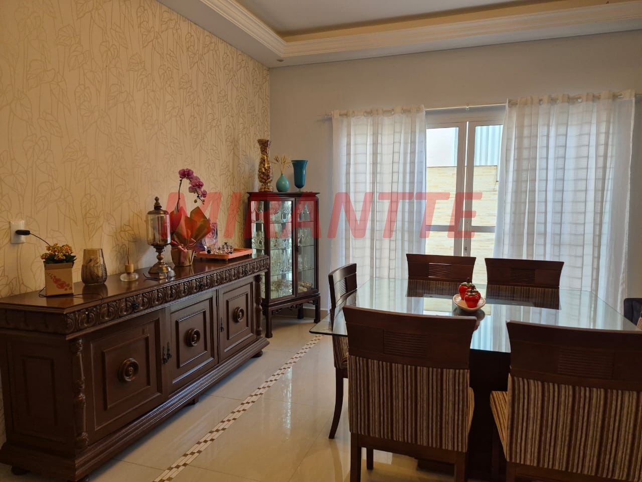 Cond. fechado de 235m² com 3 quartos em Condomínio Reserva da Serra
