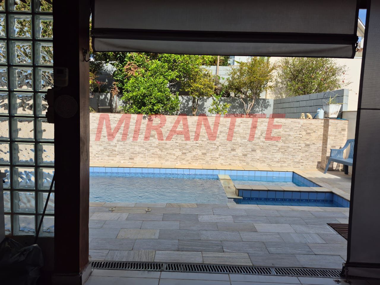 Cond. fechado de 235m² com 3 quartos em Condomínio Reserva da Serra