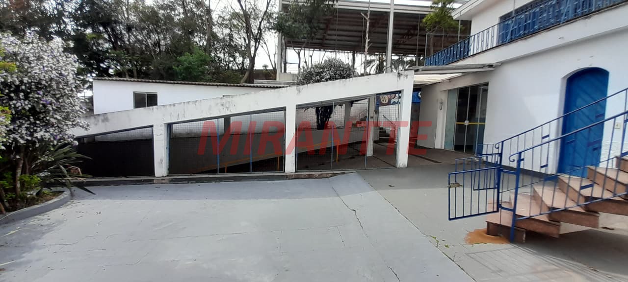 Casa terrea de 700m² com 3 quartos em Vila Ester (Zona Norte)