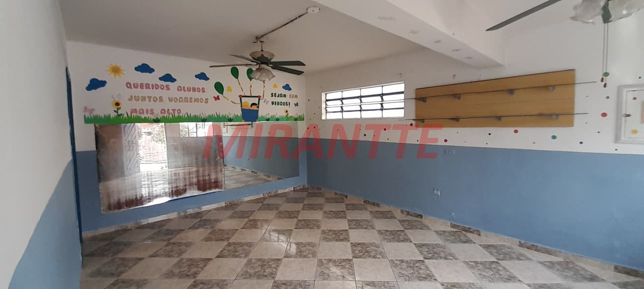 Casa terrea de 700m² com 3 quartos em Vila Ester (Zona Norte)