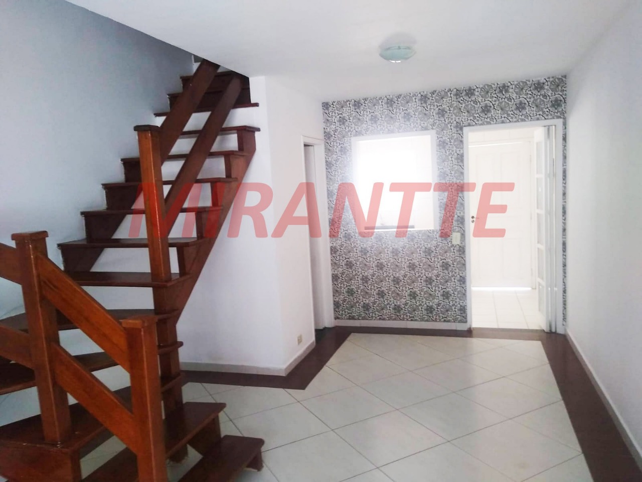 Cond. fechado de 72m² com 2 quartos em Jardim Leonor Mendes De Barros
