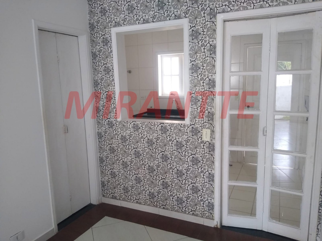 Cond. fechado de 72m² com 2 quartos em Jardim Leonor Mendes De Barros