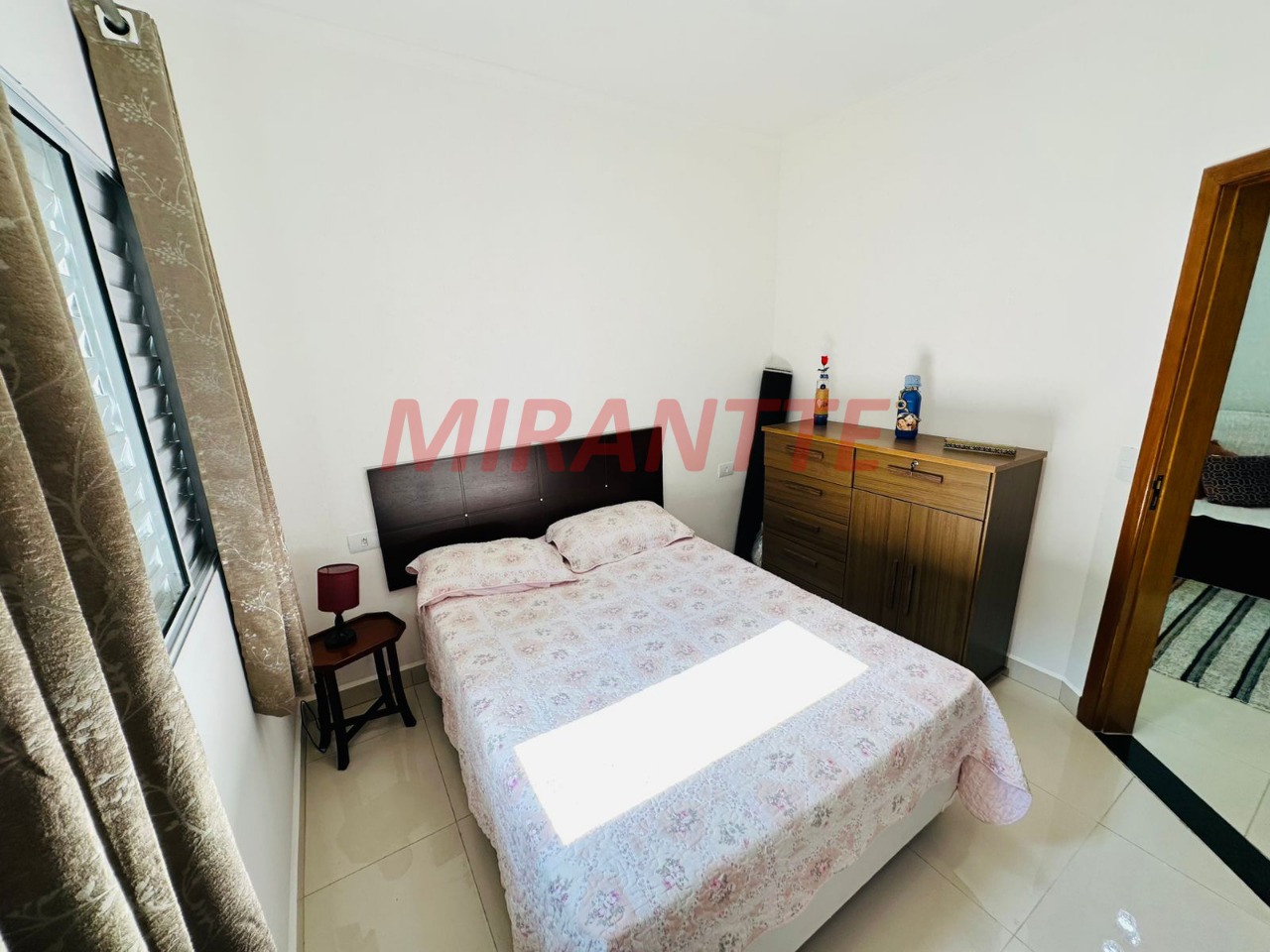 Cond. fechado de 148m² com 3 quartos em Canjica (Terra Preta)