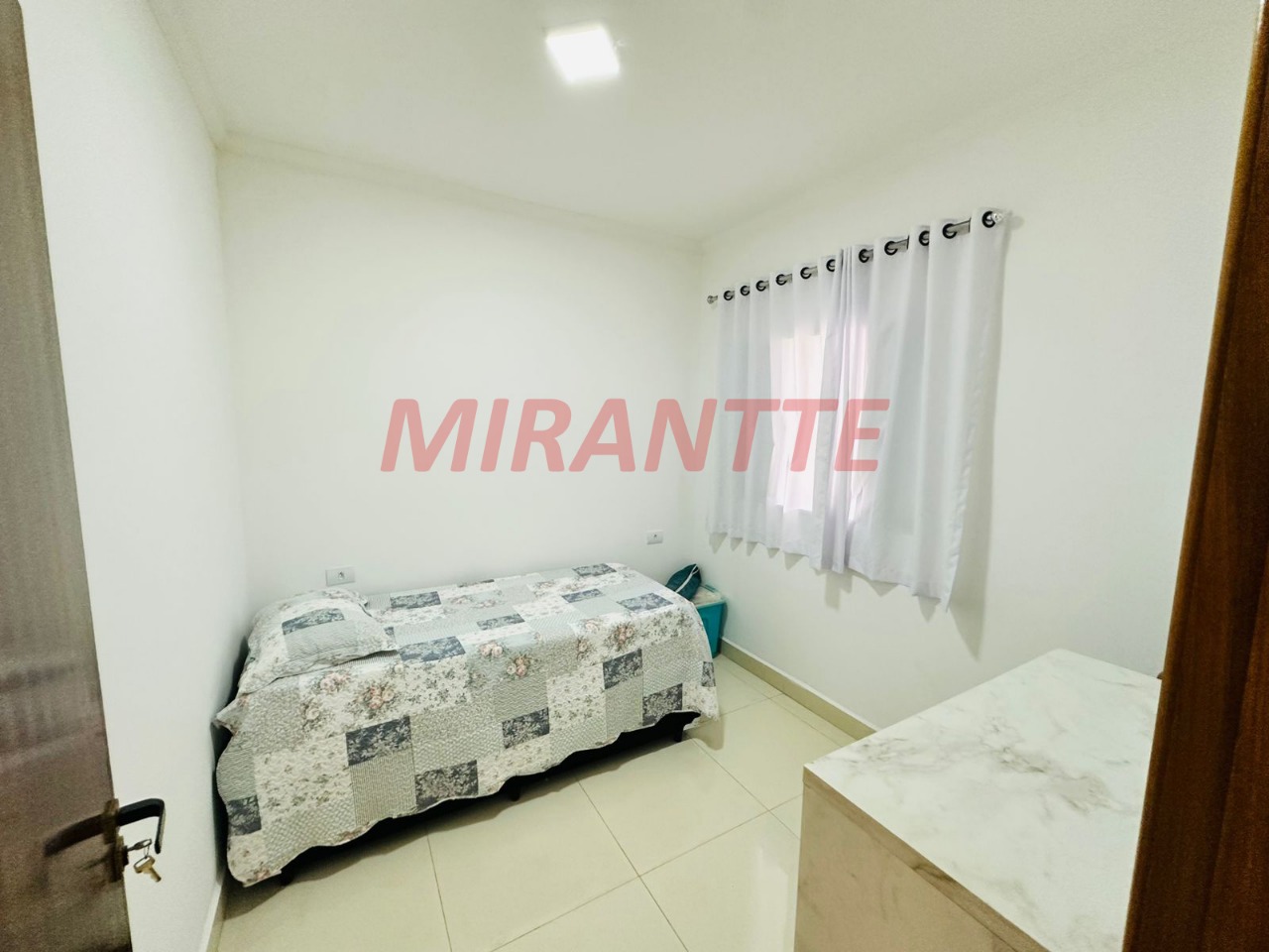 Cond. fechado de 148m² com 3 quartos em Canjica (Terra Preta)