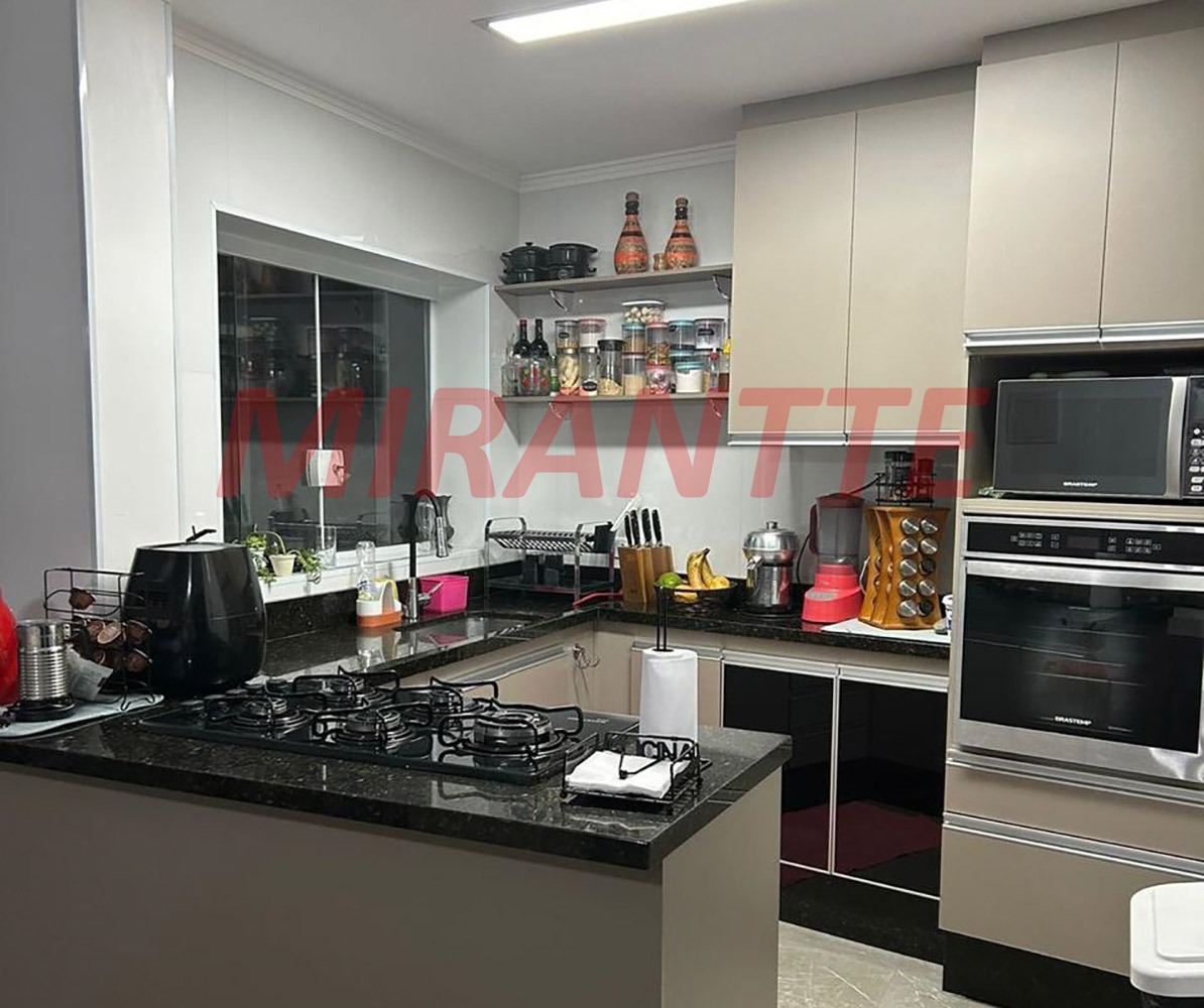 Sobrado de 333m² com 3 quartos em Vila Maria