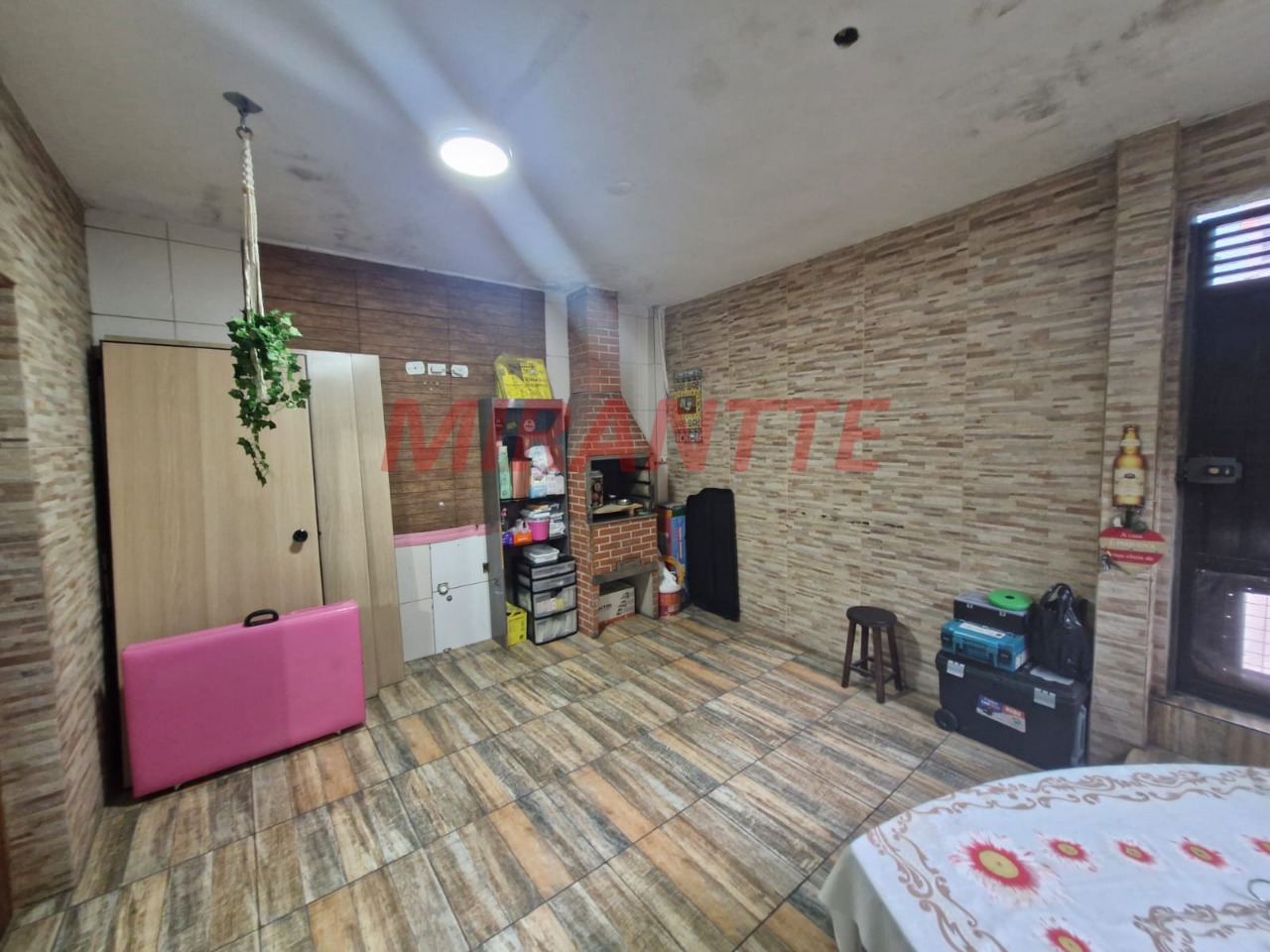 Casa terrea de 150m² com 6 quartos em Vila Gustavo