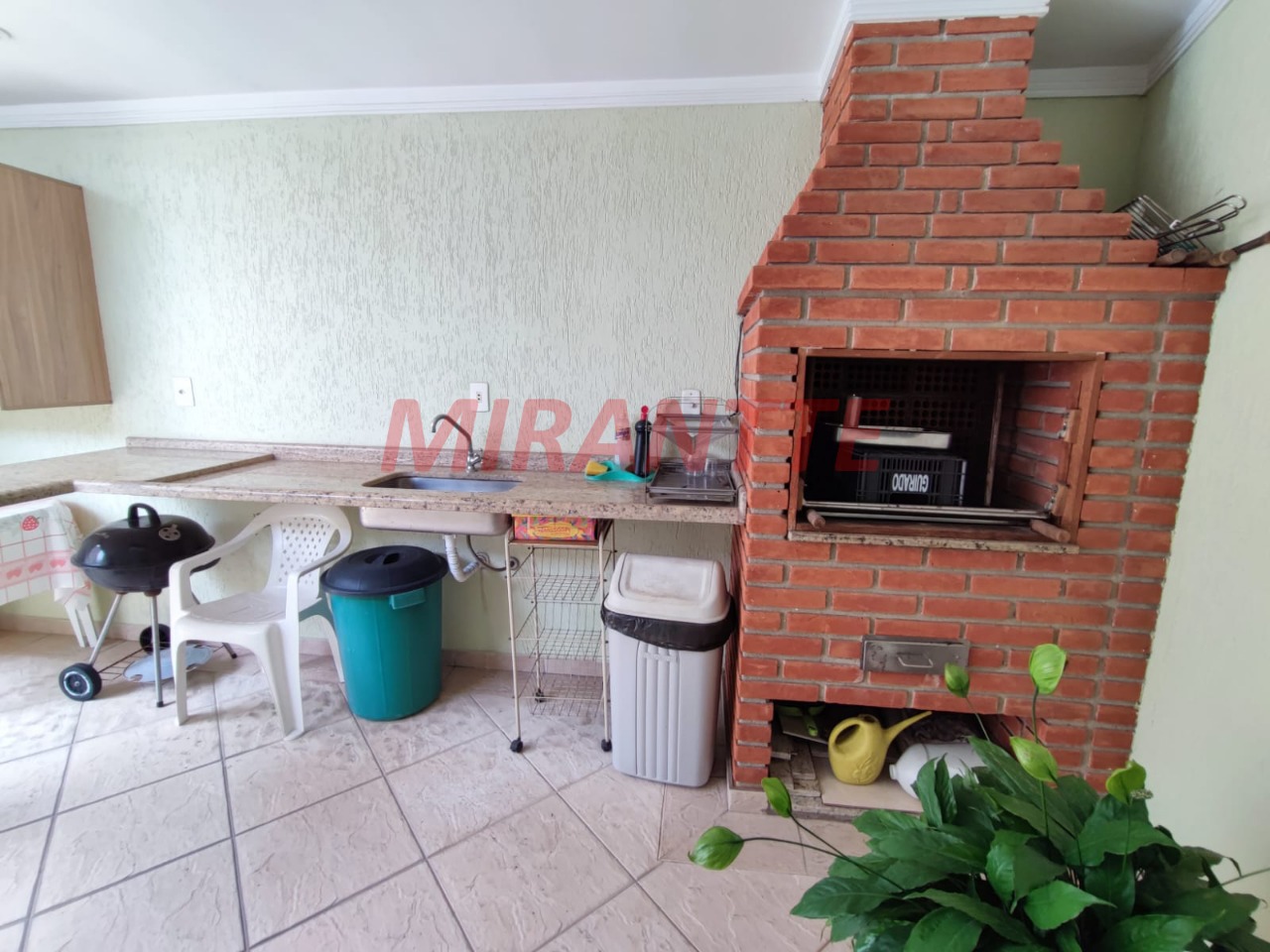 Cond. fechado de 199.11m² com 3 quartos em Jardim São Paulo