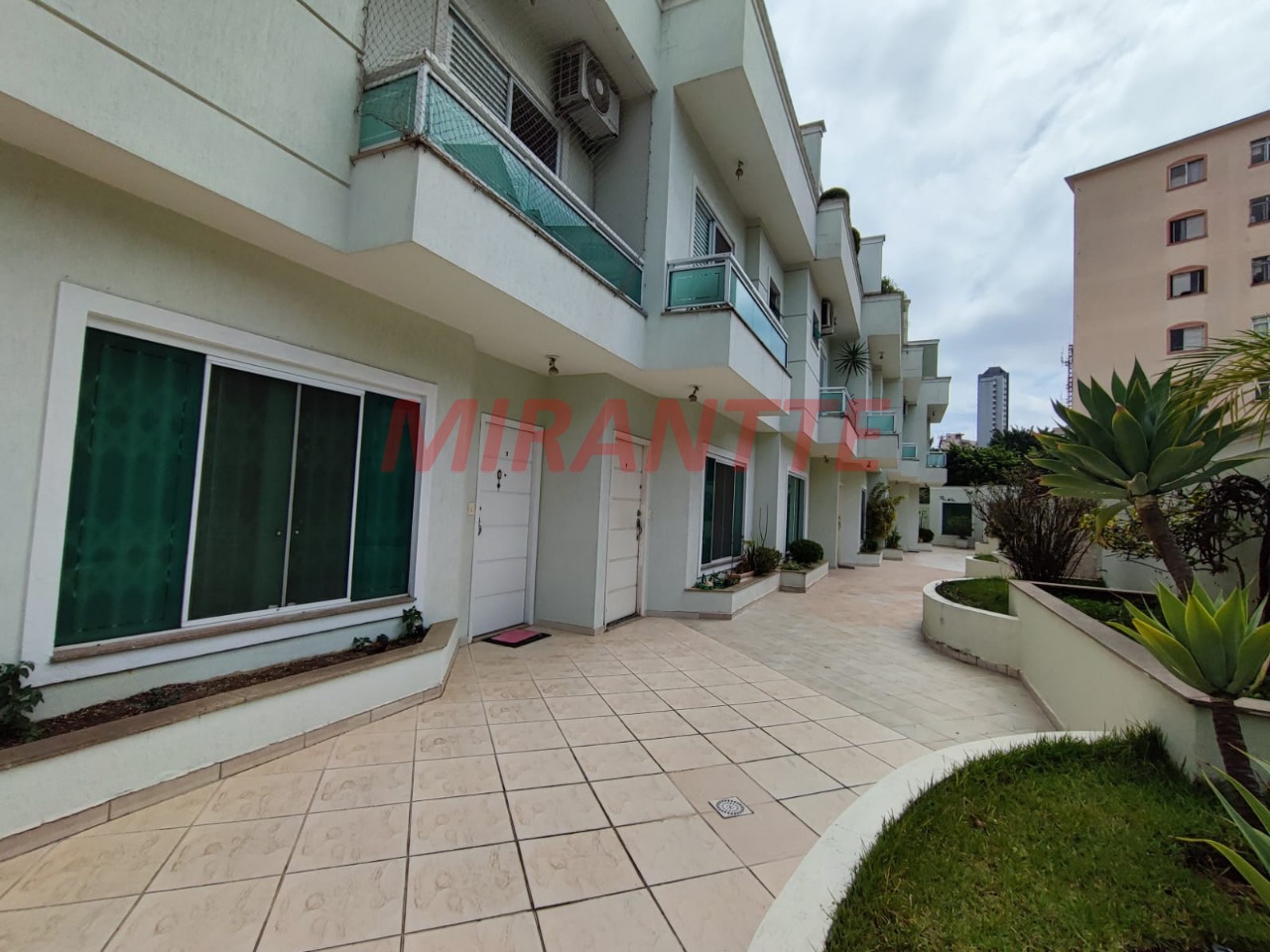 Cond. fechado de 199.11m² com 3 quartos em Jardim São Paulo