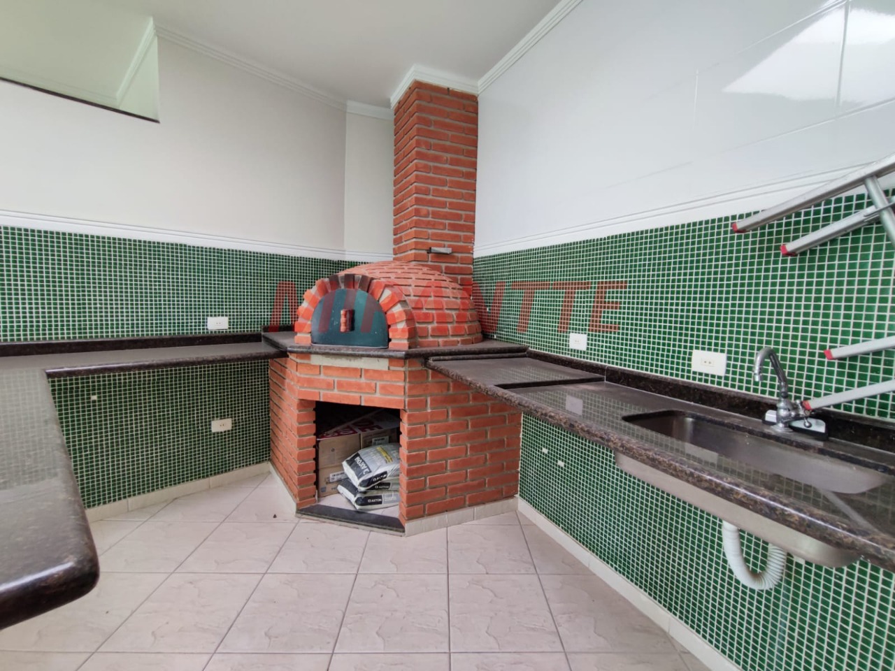 Cond. fechado de 199.11m² com 3 quartos em Jardim São Paulo