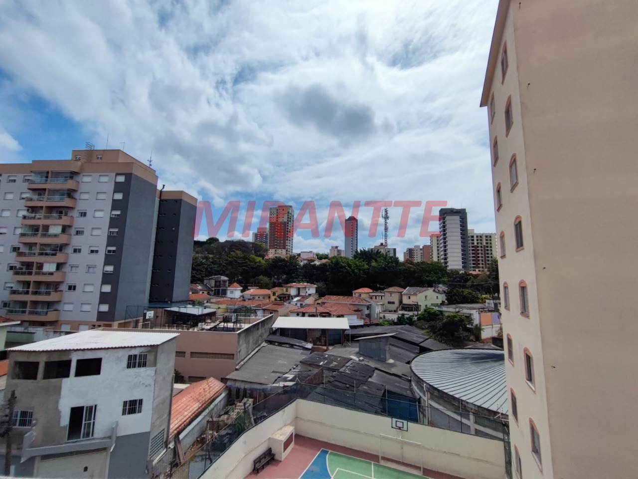 Cond. fechado de 199.11m² com 3 quartos em Jardim São Paulo