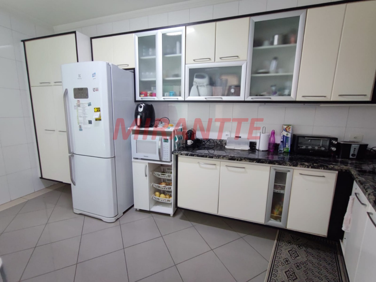 Cond. fechado de 199.11m² com 3 quartos em Jardim São Paulo