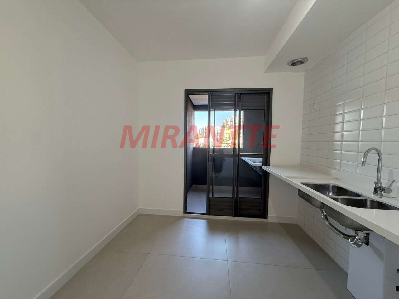 Apartamento de 150m² com 3 quartos em Santana
