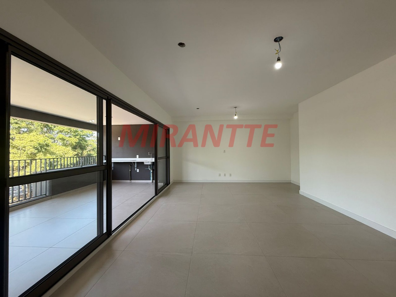 Apartamento de 150m² com 3 quartos em Santana