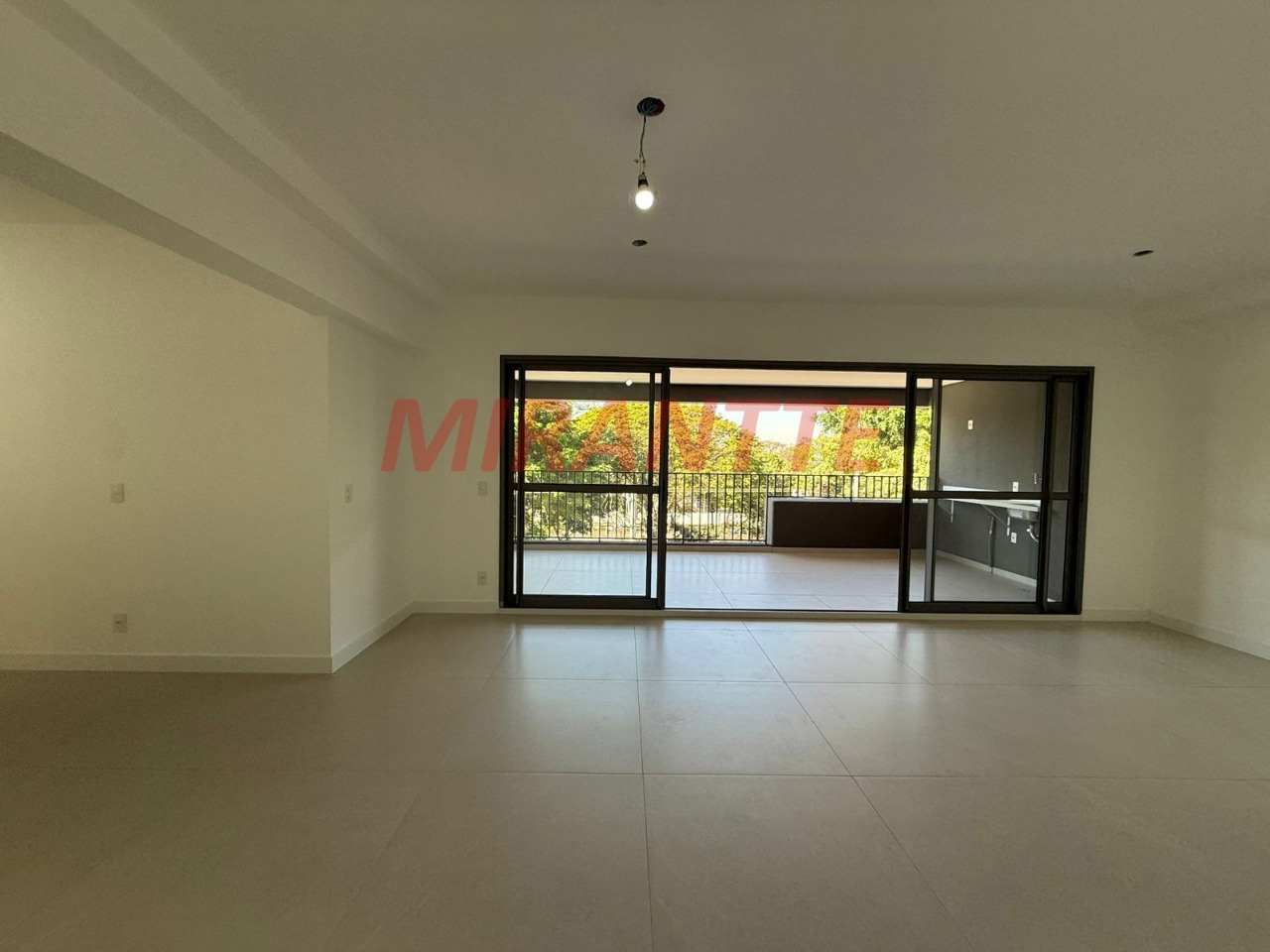 Apartamento de 150m² com 3 quartos em Santana