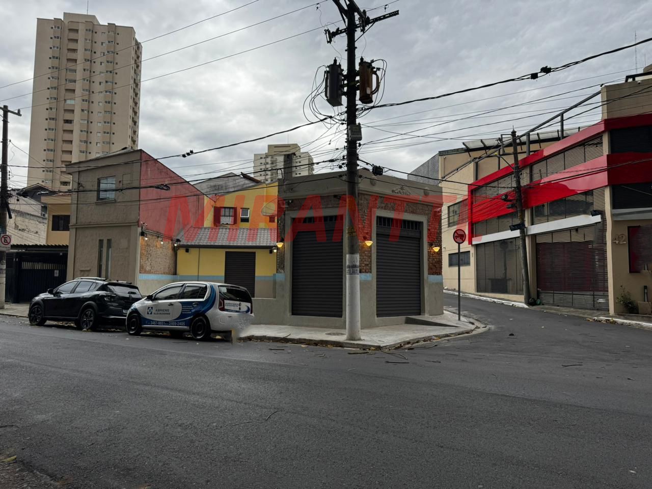 Comercial de 179m² em Santana