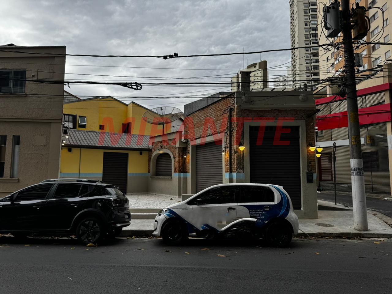 Comercial de 179m² em Santana