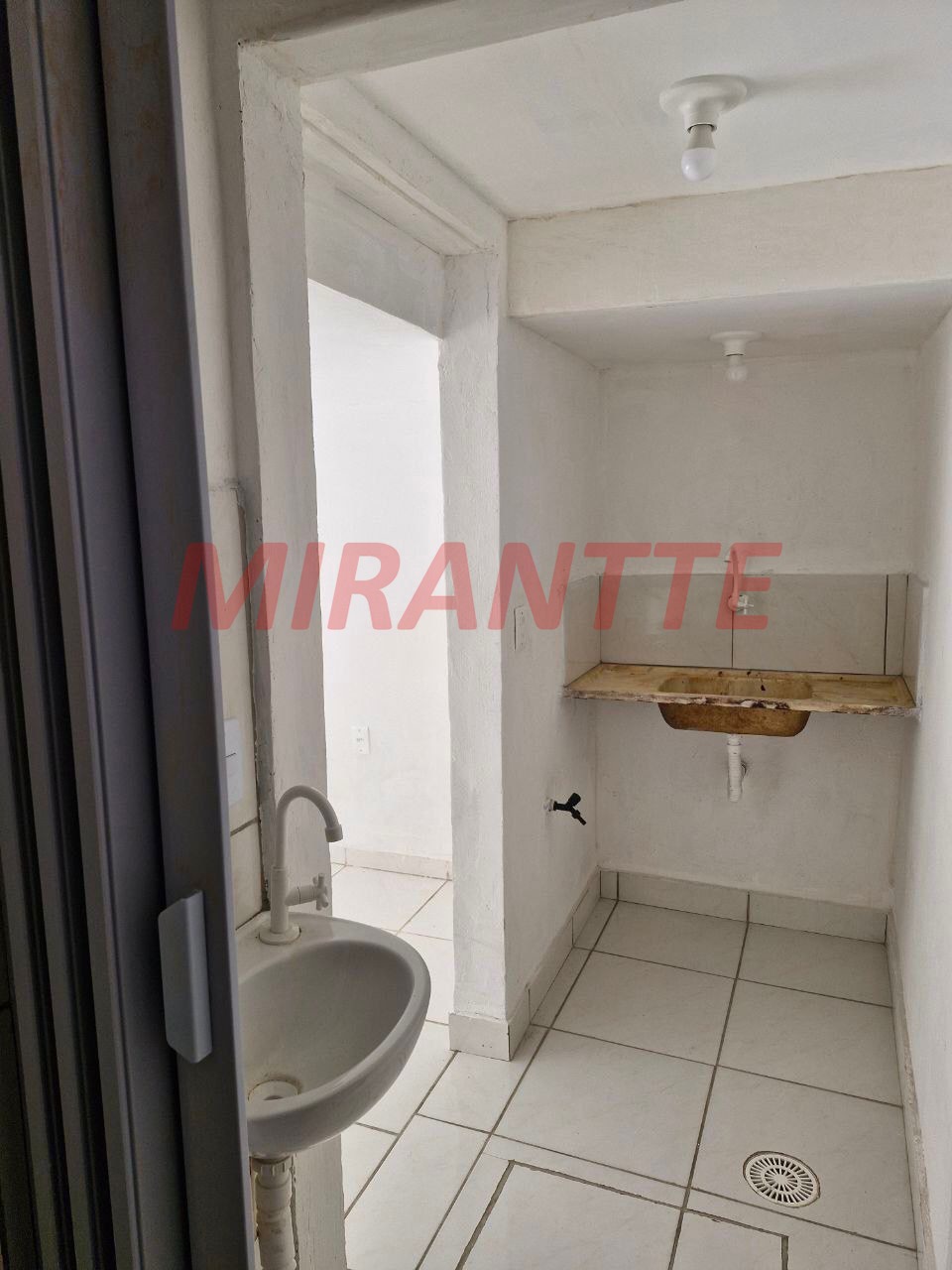Comercial de 50m² em Vila Ede