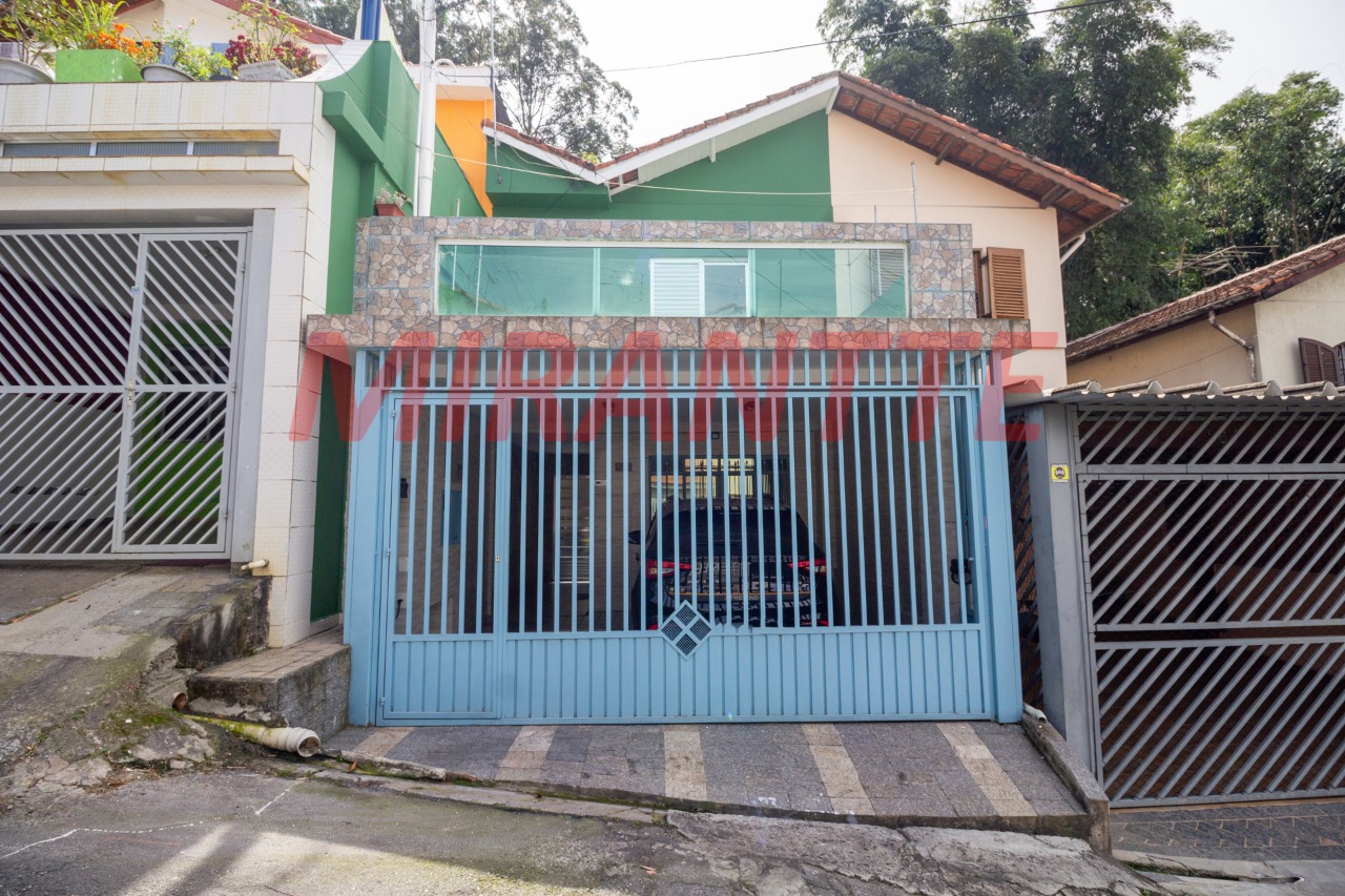 Sobrado de 180m² com 3 quartos em Parque Ramos Freitas