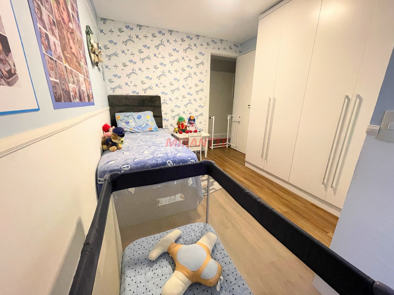 Sobrado de 240m² com 3 quartos em Santa Terezinha