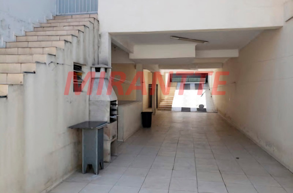 Sobrado de 230m² com 3 quartos em Jardim Luciara