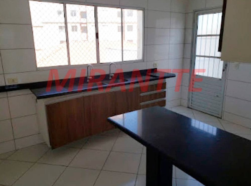 Sobrado de 230m² com 3 quartos em Jardim Luciara