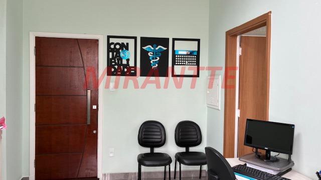 Conjunto comercial de 73m² em Centro