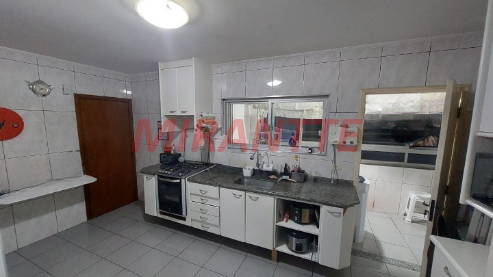 Apartamento de 147m² com 4 quartos em Vila Galvão