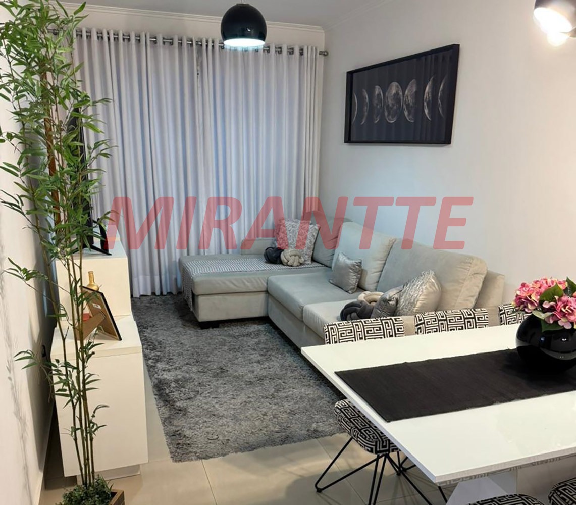 Cond. fechado de 62m² com 2 quartos em Casa Verde Média
