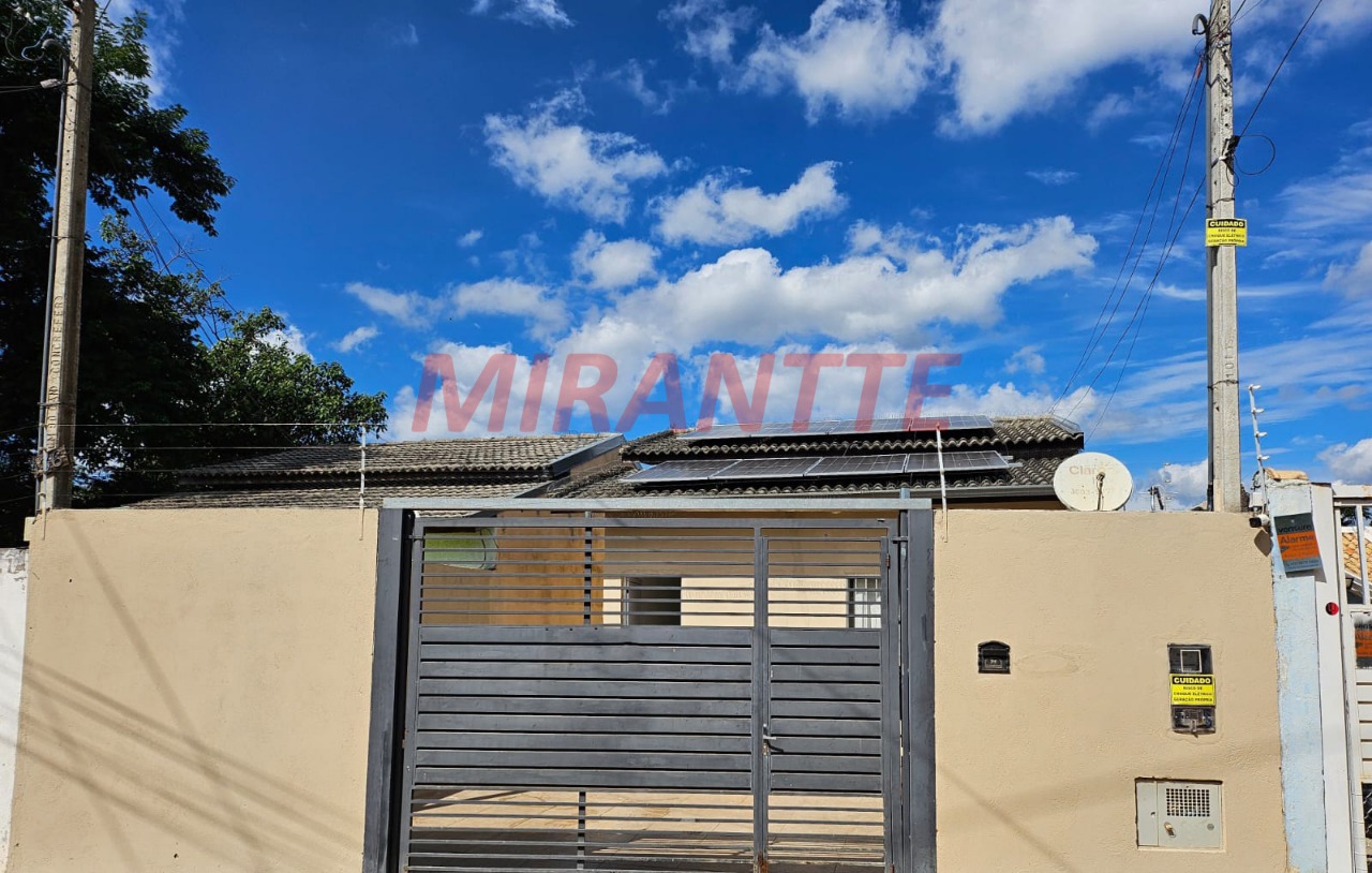 Casa terrea de 299m² com 2 quartos em Jundiaizinho (Terra Preta)