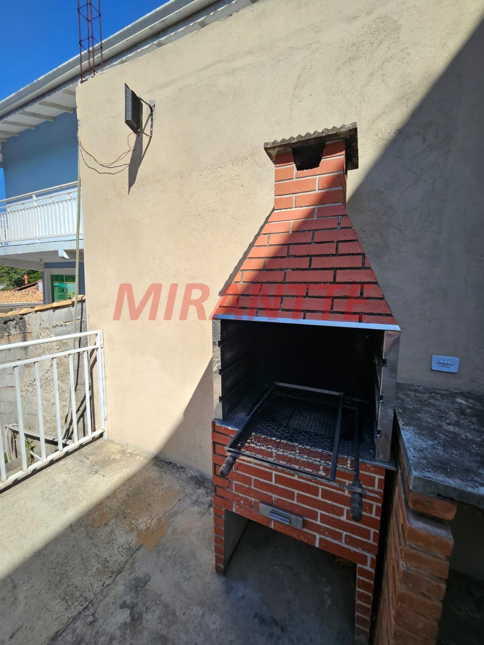 Casa terrea de 299m² com 2 quartos em Jundiaizinho (Terra Preta)
