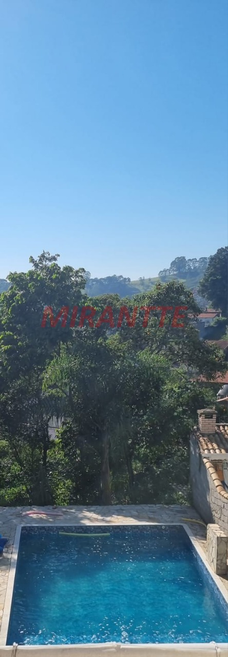 Casa terrea de 299m² com 2 quartos em Jundiaizinho (Terra Preta)