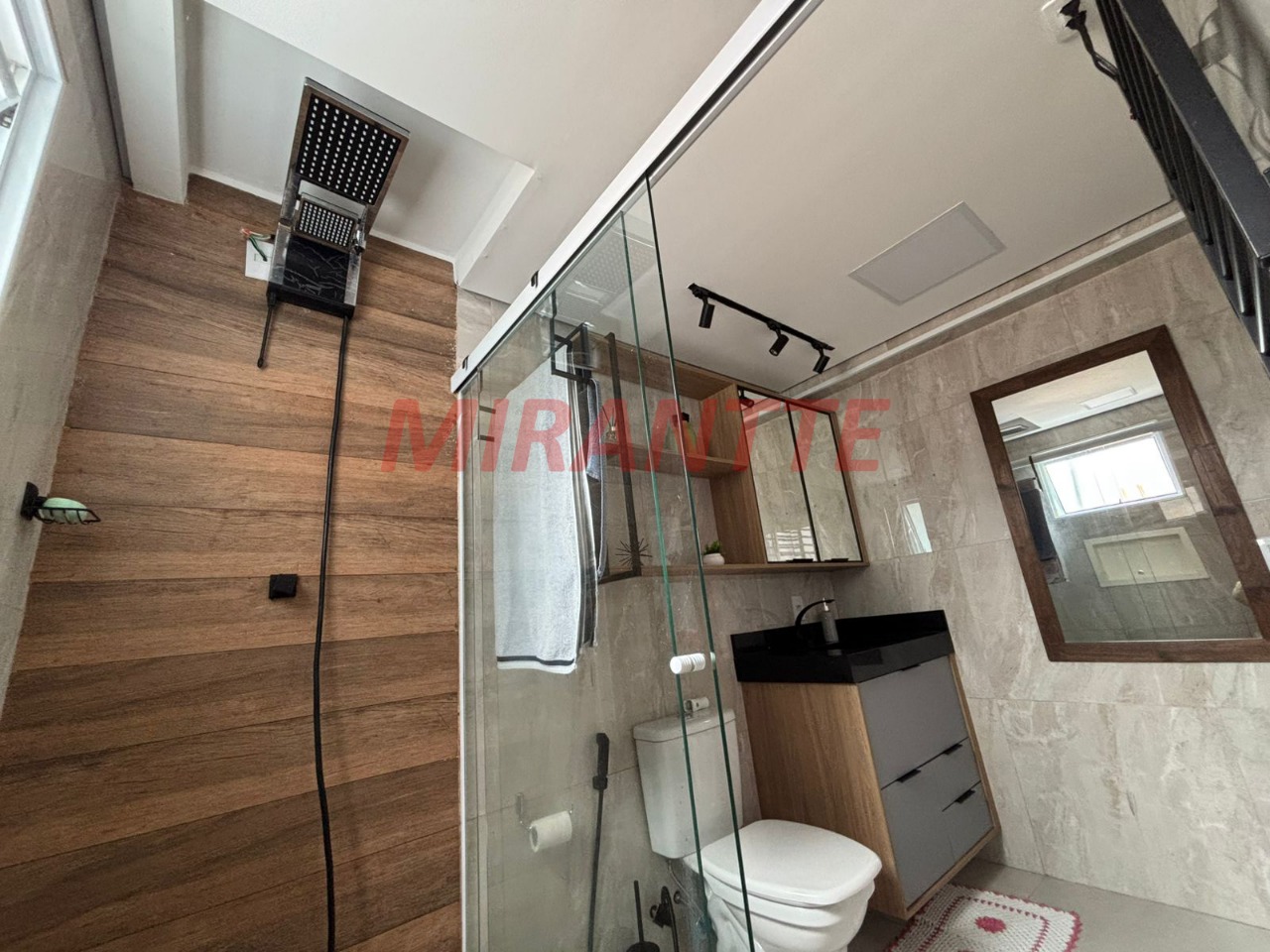 Sobrado de 100m² com 2 quartos em Vila Gustavo