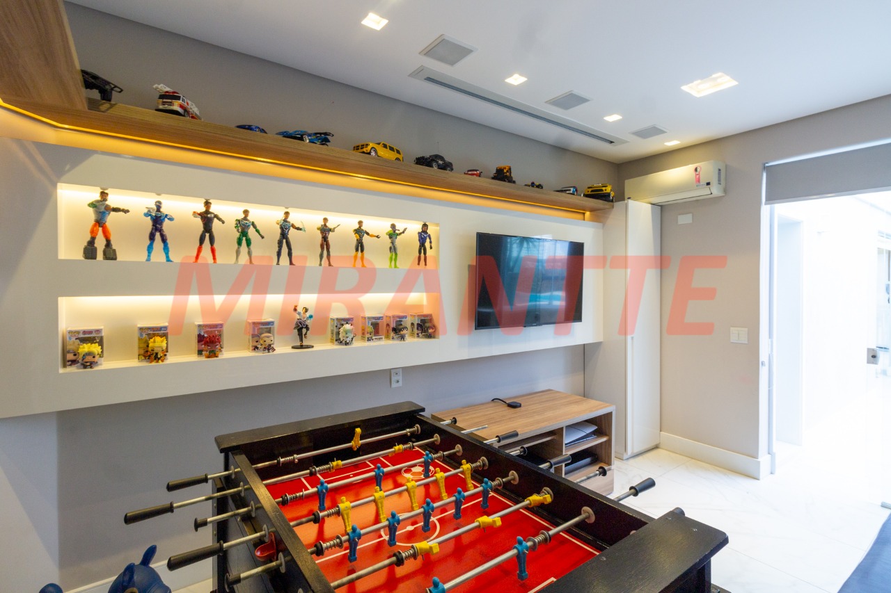 Cobertura de 247m² com 5 quartos em Santa Teresinha