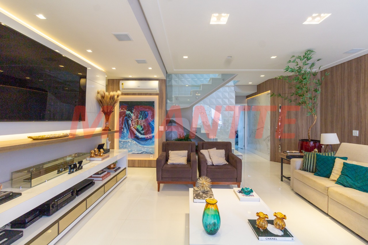 Cobertura de 247m² com 5 quartos em Santa Teresinha