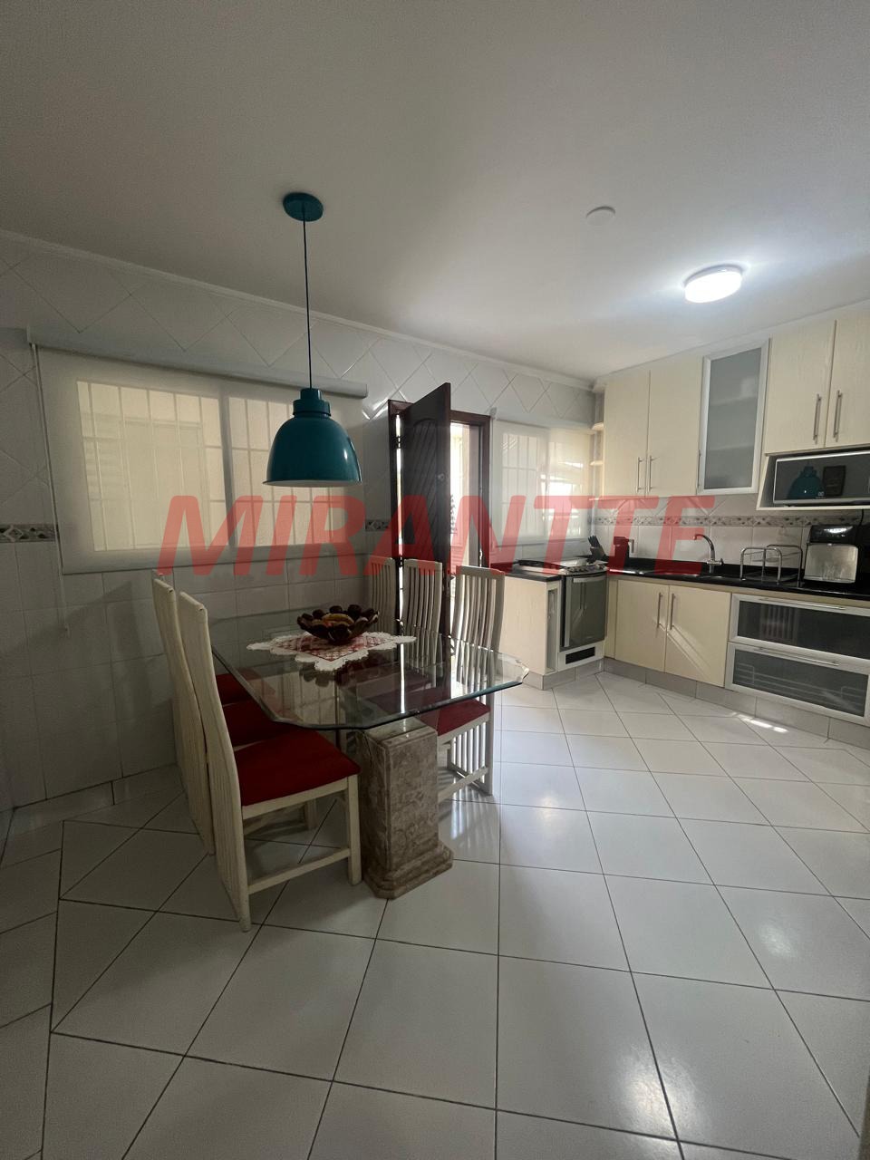 Casa terrea de 190m² com 3 quartos em Vila Ester