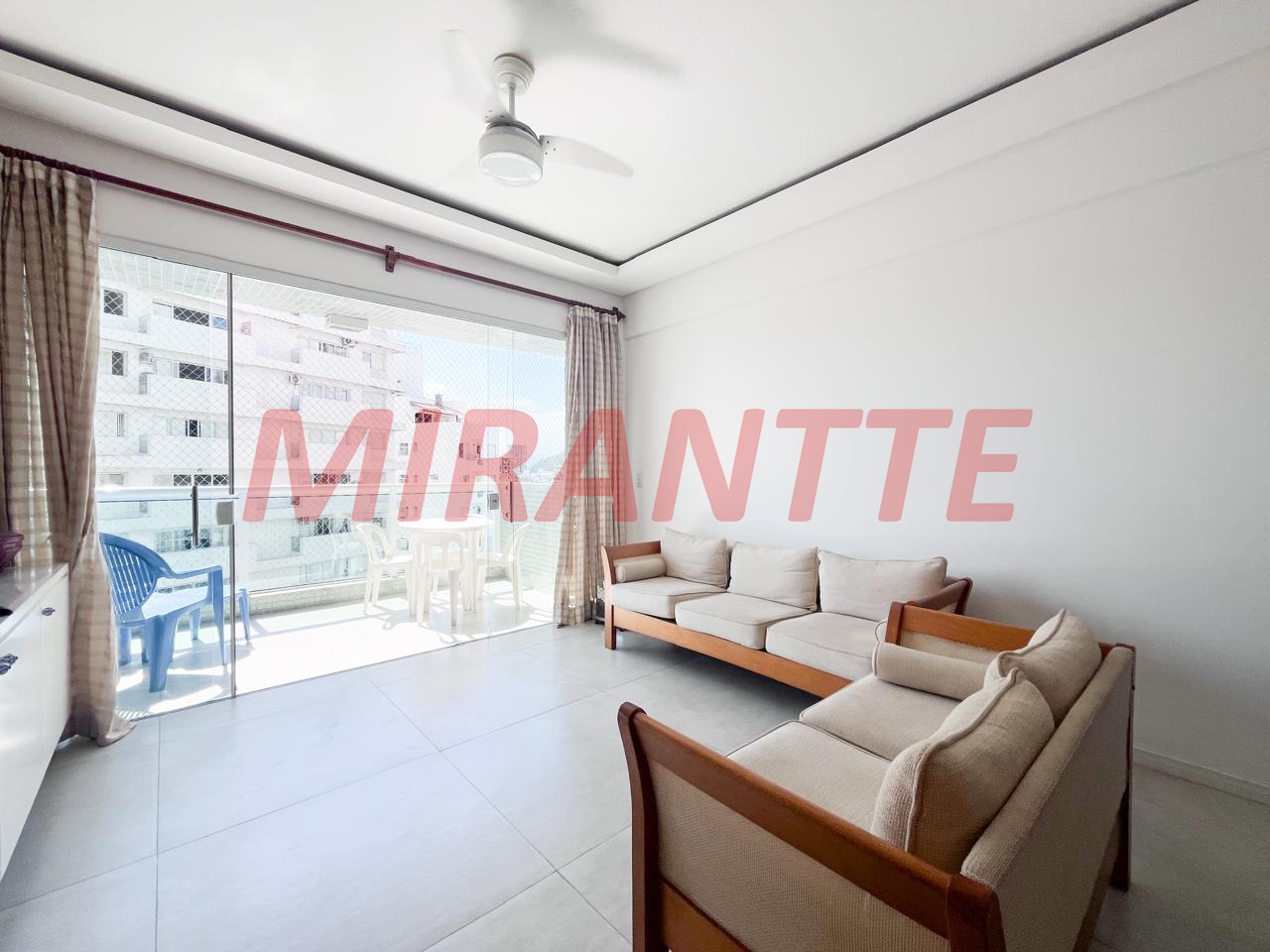 Apartamento de 85m² com 3 quartos em Vila Alzira