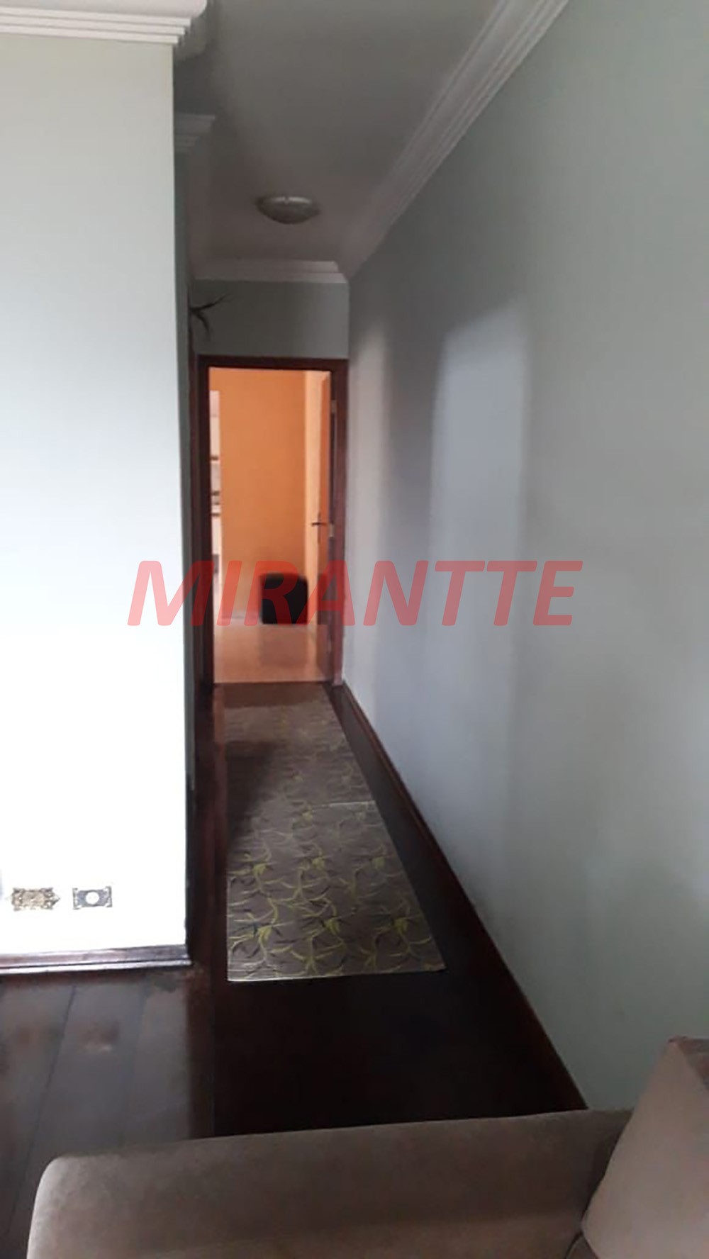 Sobrado de 280m² com 3 quartos em Água Fria