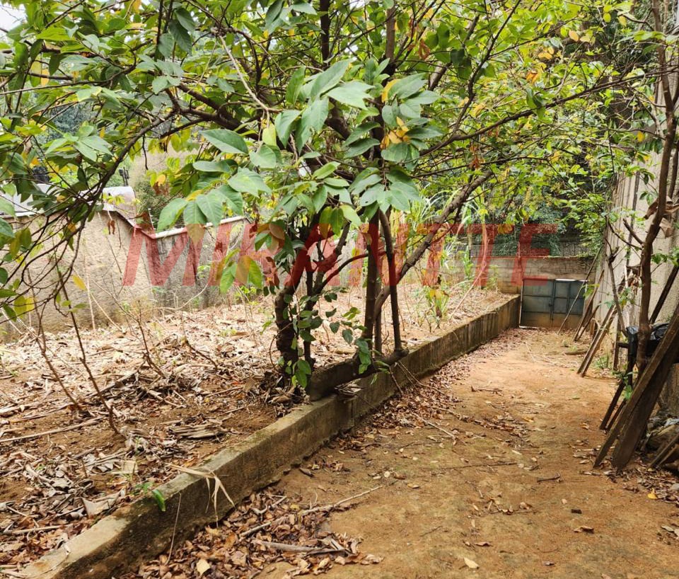 Terreno de 0m² em Santana